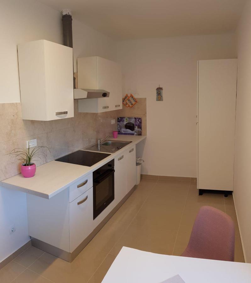 Apartments & Rooms Tom Medulin Zewnętrze zdjęcie